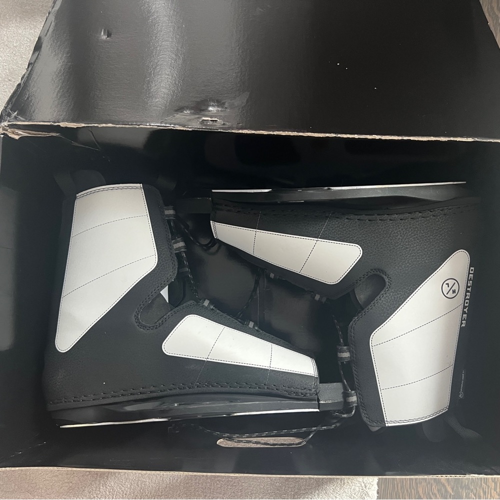 Hyperlite Destroyer Wakeboard Bindings - image 5